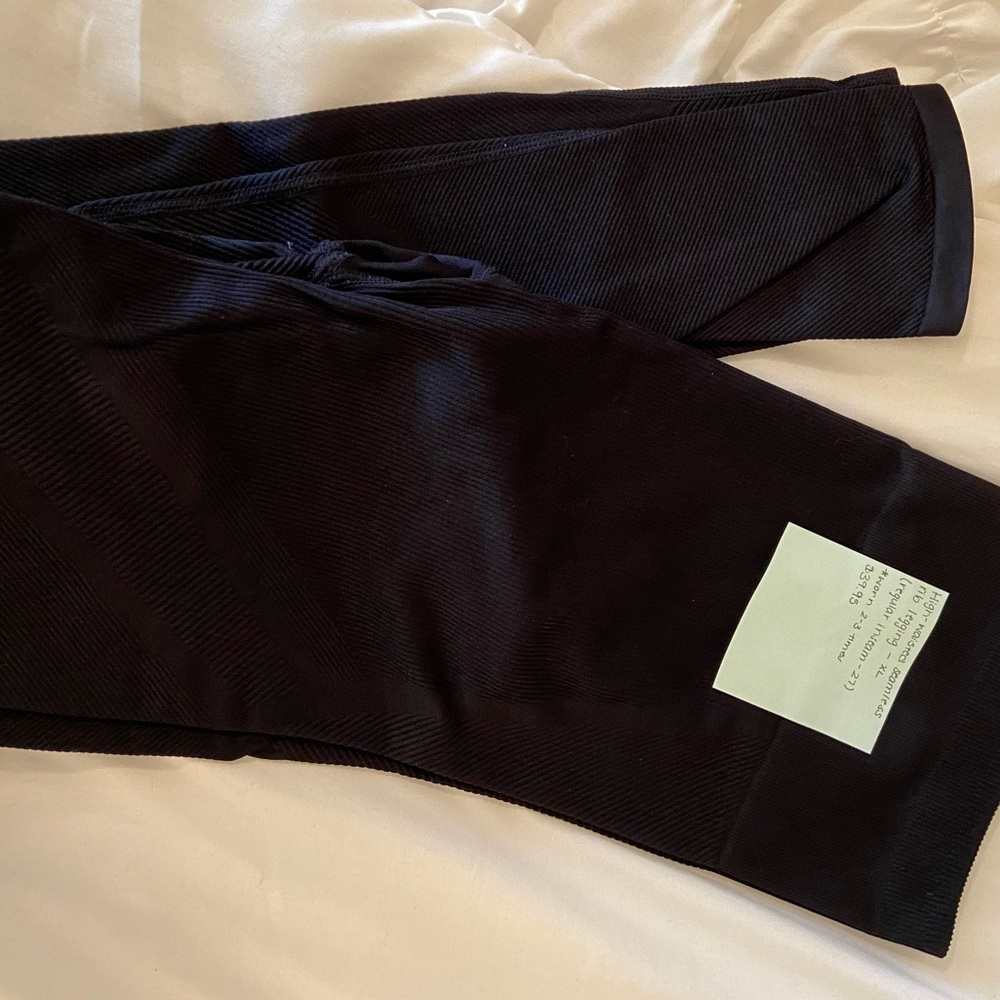 Fabletics High Waisted Seamless Rib Leggings - image 2